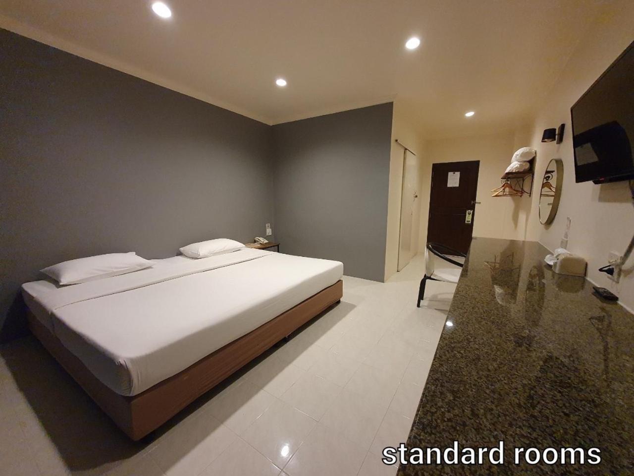 Hotel Rattana View Phitsanulok Exterior foto